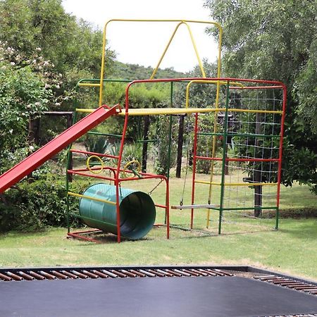 Olive Tree Farm Bed & Breakfast Magaliesburg Bagian luar foto