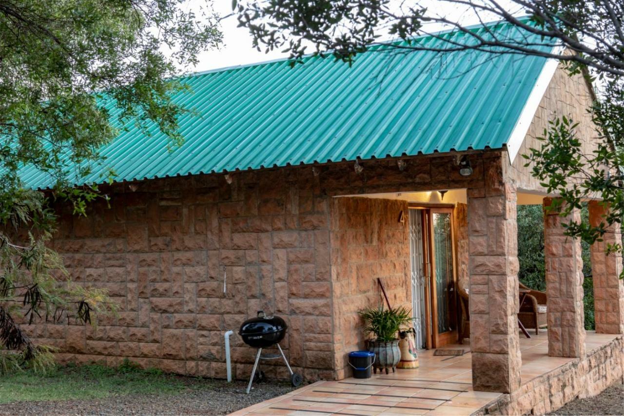 Olive Tree Farm Bed & Breakfast Magaliesburg Bagian luar foto